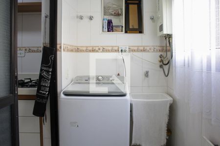 Apartamento à venda com 60m², 2 quartos e 1 vaga Apartamento à venda com 60m², 2 quartos e 1 vagaÁrea de Serviço