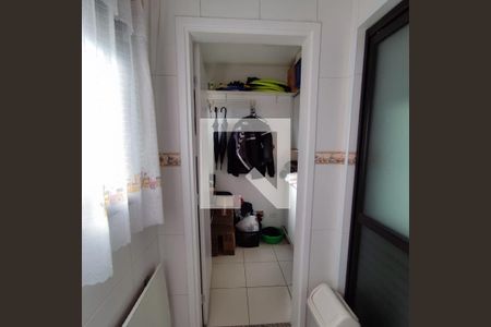 Apartamento à venda com 60m², 2 quartos e 1 vaga Apartamento à venda com 60m², 2 quartos e 1 vagaDespensa