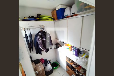 Apartamento à venda com 60m², 2 quartos e 1 vaga Apartamento à venda com 60m², 2 quartos e 1 vagaDespensa