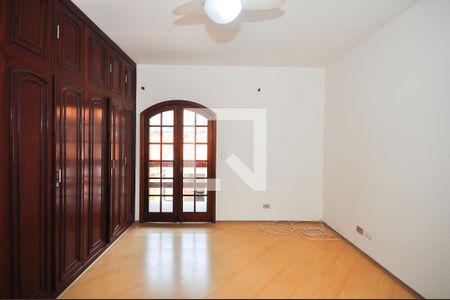 Casa para alugar com 340m², 4 quartos e 5 vagasSuíte 1