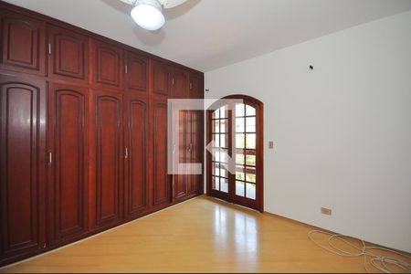 Casa para alugar com 340m², 4 quartos e 5 vagasSuíte 1