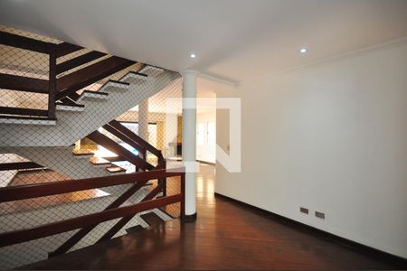 Sala de casa para alugar com 4 quartos, 340m² em Vila Sonia, São Paulo