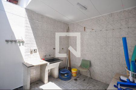 Casa para alugar com 340m², 4 quartos e 5 vagasÁrea de Serviço