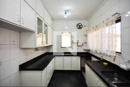 Casa para alugar com 340m², 4 quartos e 5 vagasCozinha