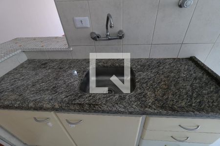 Apartamento à venda com 56m², 1 quarto e 1 vagaCozinha - Pia