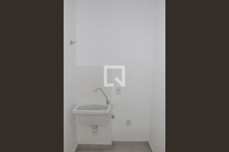 Apartamento para alugar com 34m², 2 quartos e sem vaga Apartamento para alugar com 34m², 2 quartos e sem vagaCozinha e Área de Serviço