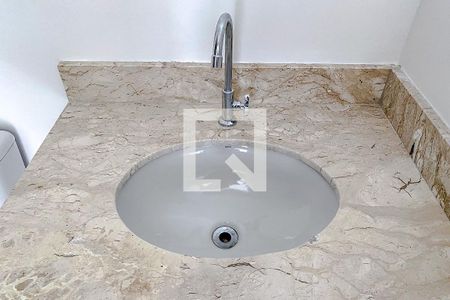 Apartamento à venda com 105m², 2 quartos e 2 vagasBanheiro da Suíte 1