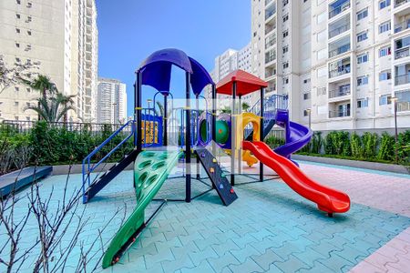 Apartamento à venda com 105m², 2 quartos e 2 vagasÁrea comum - Playground