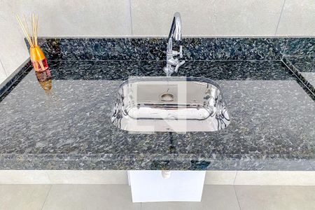 Apartamento à venda com 105m², 2 quartos e 2 vagasCozinha