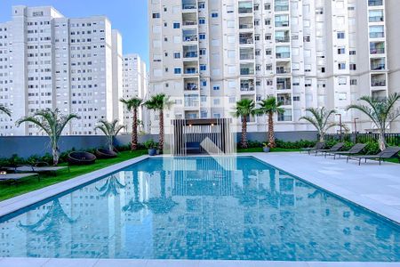 Apartamento à venda com 105m², 2 quartos e 2 vagasÁrea comum - Piscina
