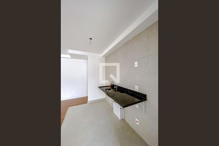 Apartamento à venda com 105m², 2 quartos e 2 vagasCozinha