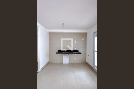 Apartamento à venda com 105m², 2 quartos e 2 vagasCozinha