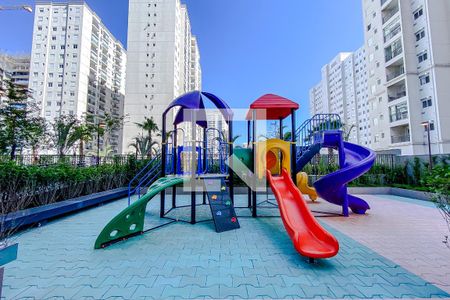 Apartamento à venda com 105m², 2 quartos e 2 vagasÁrea comum - Playground