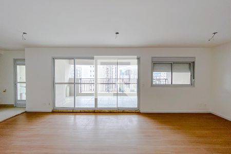 Apartamento à venda com 105m², 2 quartos e 2 vagasSala