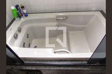 Apartamento para alugar com 155m², 4 quartos e 3 vagasBanheiro da Suíte 2