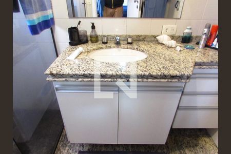 Apartamento para alugar com 155m², 4 quartos e 3 vagasBanheiro da Suíte 1