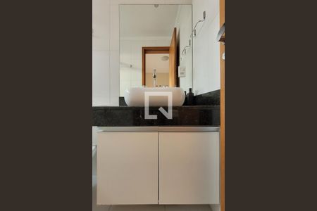 Apartamento para alugar com 98m², 3 quartos e 2 vagas Apartamento para alugar com 98m², 3 quartos e 2 vagasBanheiro da suíte