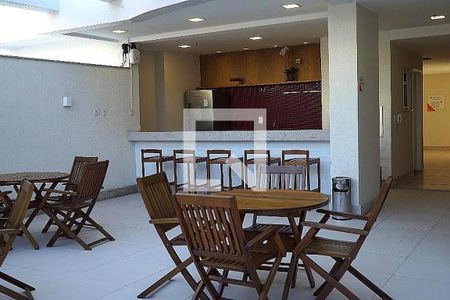 Apartamento à venda com 69m², 2 quartos e 1 vaga