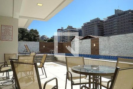 Apartamento à venda com 69m², 2 quartos e 1 vaga