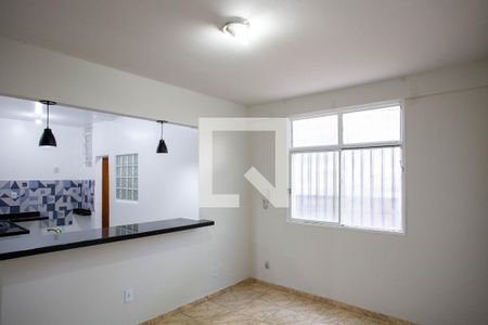 Sala de apartamento para alugar com 2 quartos, 70m² em Floresta, Belo Horizonte