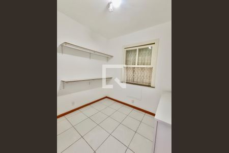 Apartamento à venda com 105m², 3 quartos e sem vagaQuarto 2