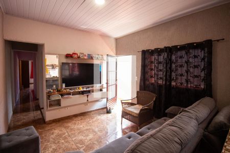 Sala de casa para alugar com 2 quartos, 300m² em Vila Curuçá Velha, São Paulo