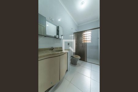 Casa à venda com 300m², 4 quartos e 2 vagasBanheiro Social