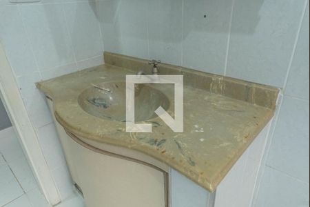 Casa à venda com 300m², 4 quartos e 2 vagasBanheiro Social