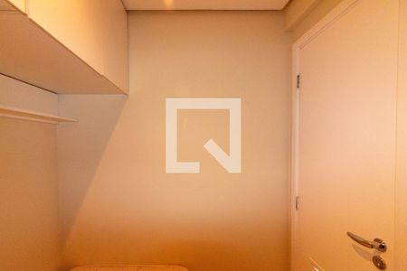 Quarto de Serviço de apartamento à venda com 3 quartos, 202m² em Itaim Bibi, São Paulo
