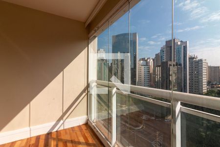 Varanda da Suíte 1 de apartamento à venda com 3 quartos, 202m² em Itaim Bibi, São Paulo
