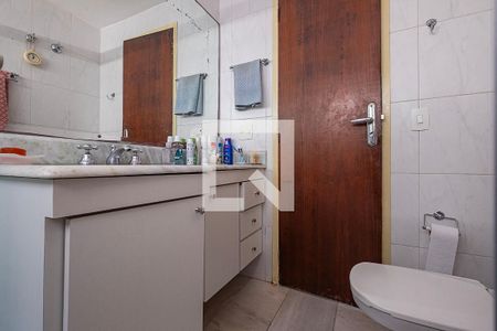 Apartamento à venda com 158m², 3 quartos e 1 vaga Apartamento à venda com 158m², 3 quartos e 1 vagaBanheiro