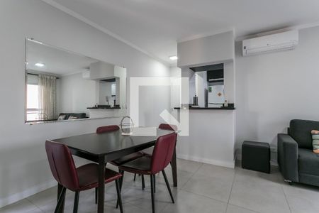 Sala de apartamento para alugar com 2 quartos, 55m² em Vila Olímpia, São Paulo