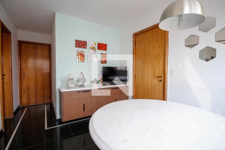 Apartamento à venda com 240m², 4 quartos e 3 vagasCopa