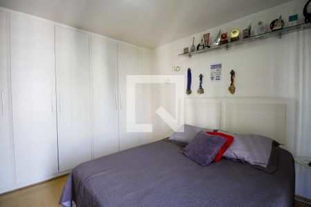 Apartamento à venda com 240m², 4 quartos e 3 vagasSuíte 2
