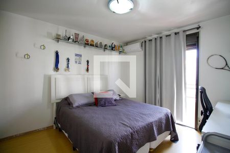 Apartamento à venda com 240m², 4 quartos e 3 vagasSuíte 2