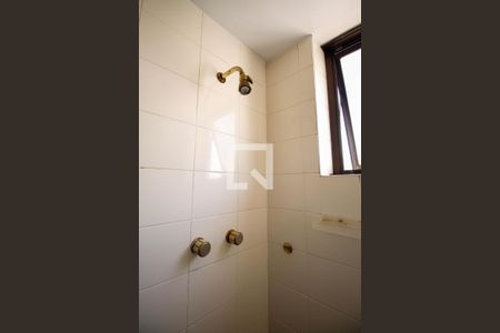 Apartamento à venda com 240m², 4 quartos e 3 vagasBanheiro da Suíte 2