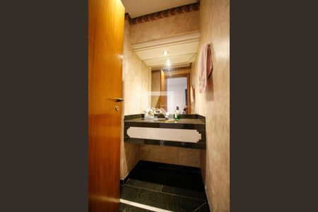 Apartamento à venda com 240m², 4 quartos e 3 vagasLavabo