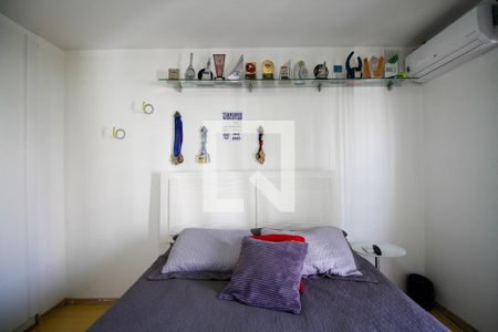 Apartamento à venda com 240m², 4 quartos e 3 vagasSuíte 2