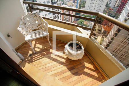 Apartamento à venda com 240m², 4 quartos e 3 vagasVaranda da Suíte 3