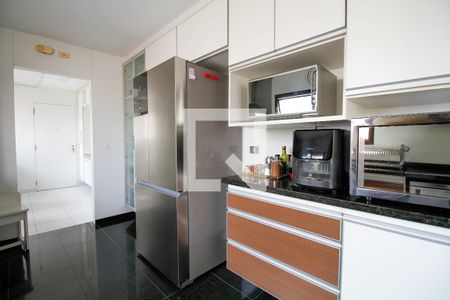 Apartamento à venda com 240m², 4 quartos e 3 vagasCozinha