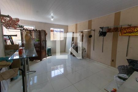 Casa à venda com 390m², 5 quartos e 2 vagas Casa à venda com 390m², 5 quartos e 2 vagasQuarto 3