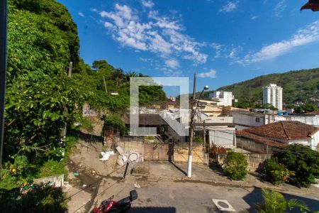 Casa à venda com 390m², 5 quartos e 2 vagas Casa à venda com 390m², 5 quartos e 2 vagasVista do Quarto 1