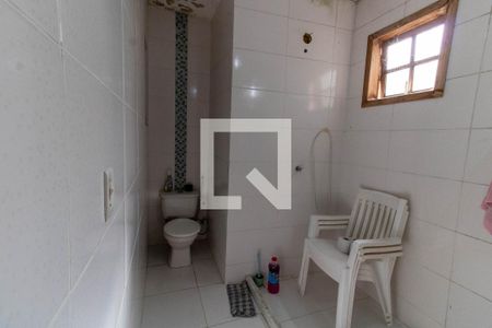 Casa à venda com 390m², 5 quartos e 2 vagas Casa à venda com 390m², 5 quartos e 2 vagasBanheiro da Suíte