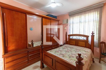 Casa à venda com 390m², 5 quartos e 2 vagas Casa à venda com 390m², 5 quartos e 2 vagasSuíte