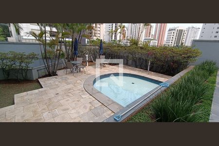 Apartamento à venda com 100m², 3 quartos e 2 vagasÁrea comum - Piscina