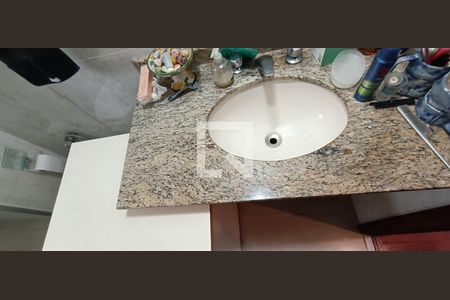 Apartamento à venda com 100m², 3 quartos e 2 vagasBanheiro