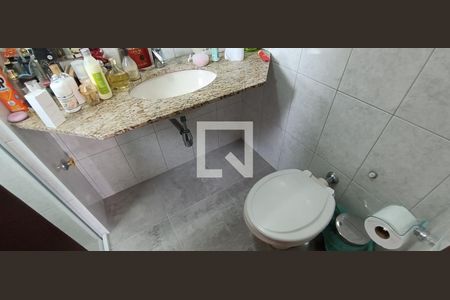 Apartamento à venda com 100m², 3 quartos e 2 vagasBanheiro da Suíte