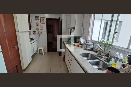 Apartamento à venda com 100m², 3 quartos e 2 vagasCozinha