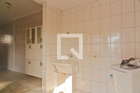 Casa para alugar com 60m², 1 quarto e sem vaga Casa para alugar com 60m², 1 quarto e sem vagaÁrea de Serviço