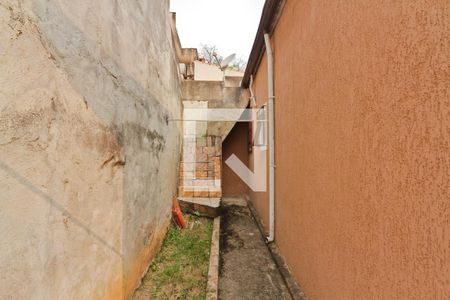 Casa para alugar com 60m², 1 quarto e sem vaga Casa para alugar com 60m², 1 quarto e sem vagaÁrea externa